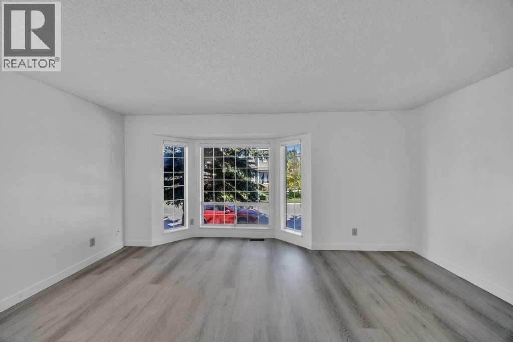 67 Martinwood Road Ne, Calgary, Alberta  T3J 3G7 - Photo 6 - A2297198