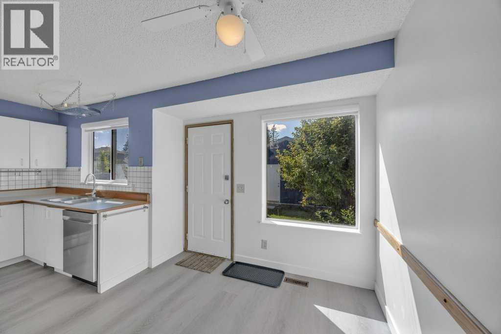 67 Martinwood Road Ne, Calgary, Alberta  T3J 3G7 - Photo 16 - A2297198