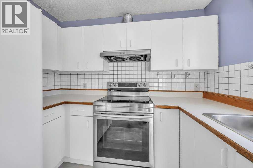 67 Martinwood Road Ne, Calgary, Alberta  T3J 3G7 - Photo 13 - A2297198