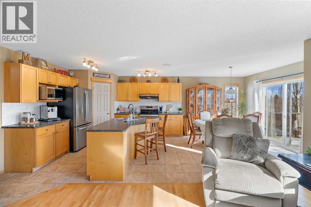 60 Cranfield Place SE, Calgary, Alberta  T3M 1B3 - Photo 6 - A2301771