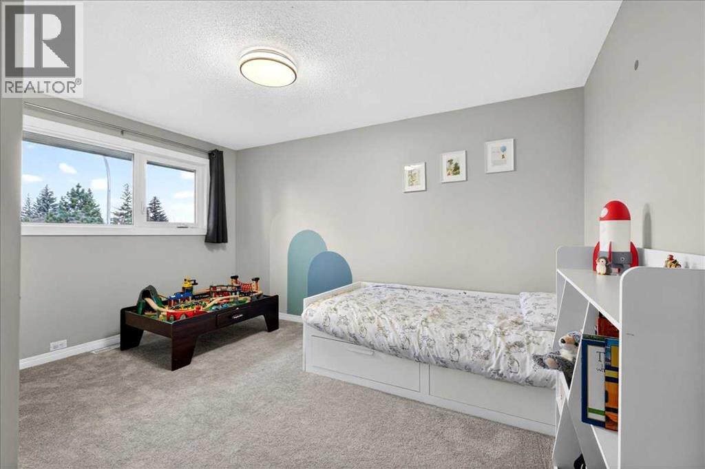 611 Lake Linnet Crescent SE, Calgary, Alberta  T2J 2J3 - Photo 17 - A2303802