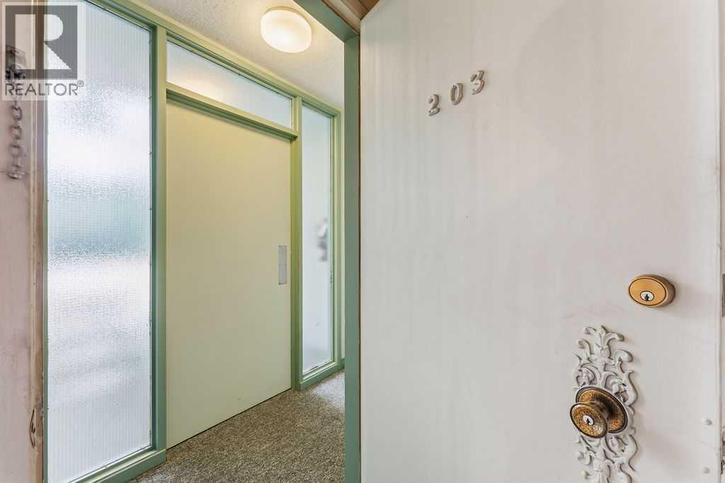 203, 315 Heritage Drive SE, Calgary, Alberta  T2H 1N2 - Photo 6 - A2303835
