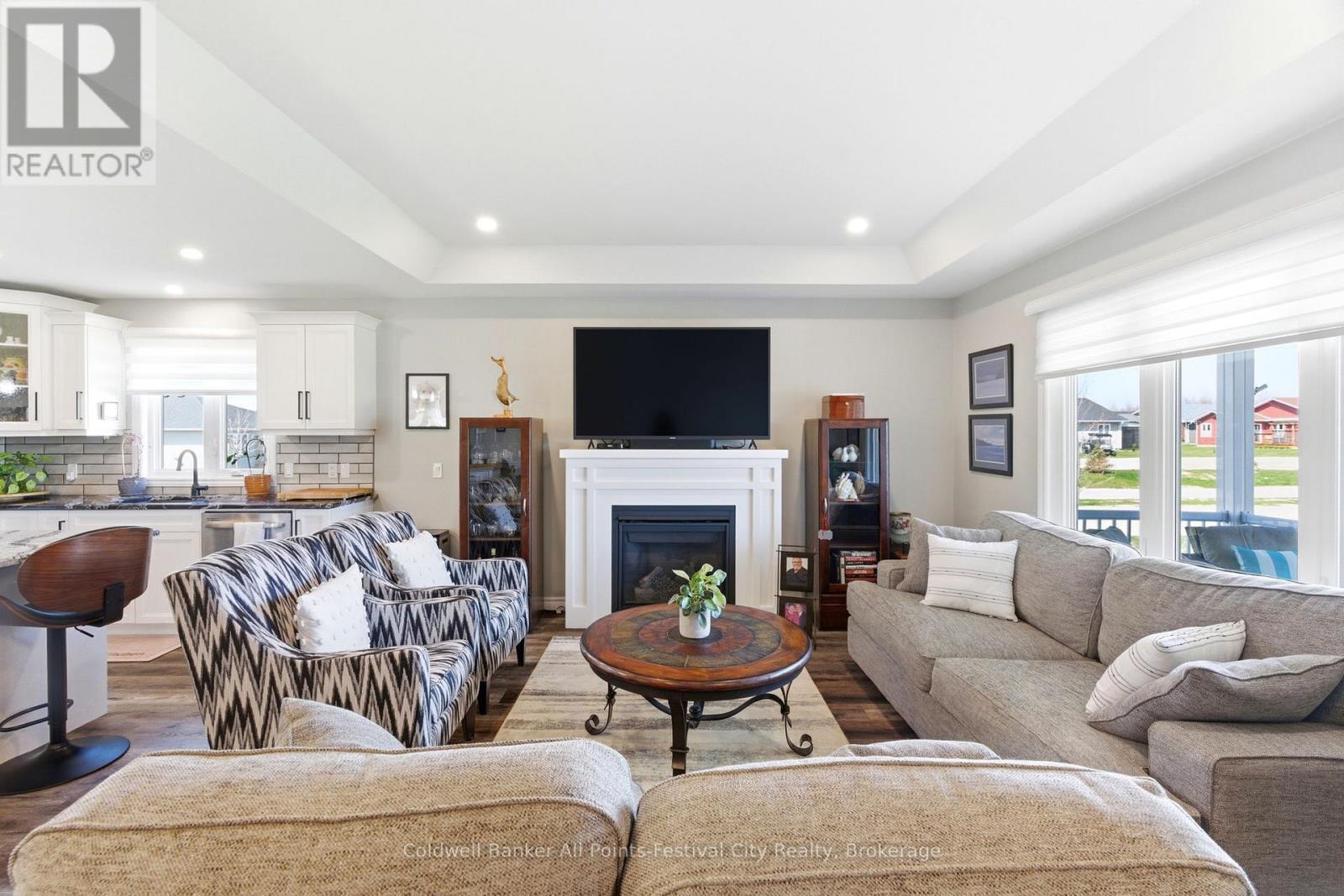 88 Lake Breeze Drive, Ashfield-Colborne-Wawanosh, Ontario  N7A 0B9 - Photo 12 - X13040214