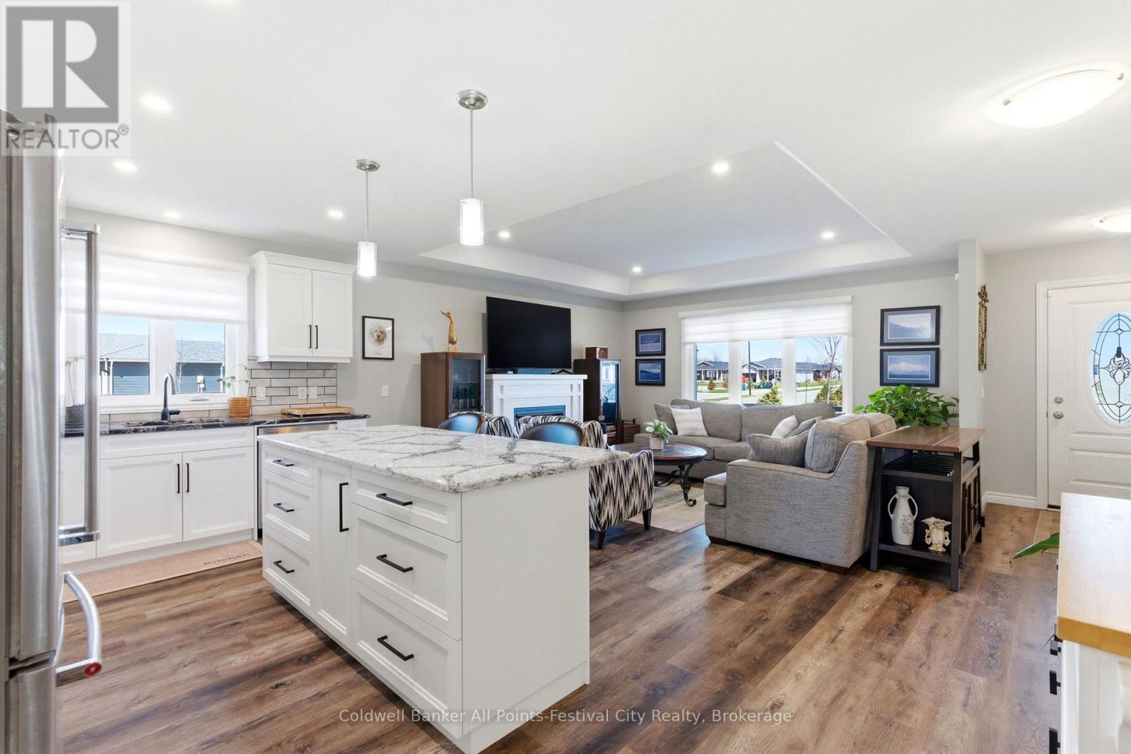 88 Lake Breeze Drive, Ashfield-Colborne-Wawanosh, Ontario  N7A 0B9 - Photo 17 - X13040214