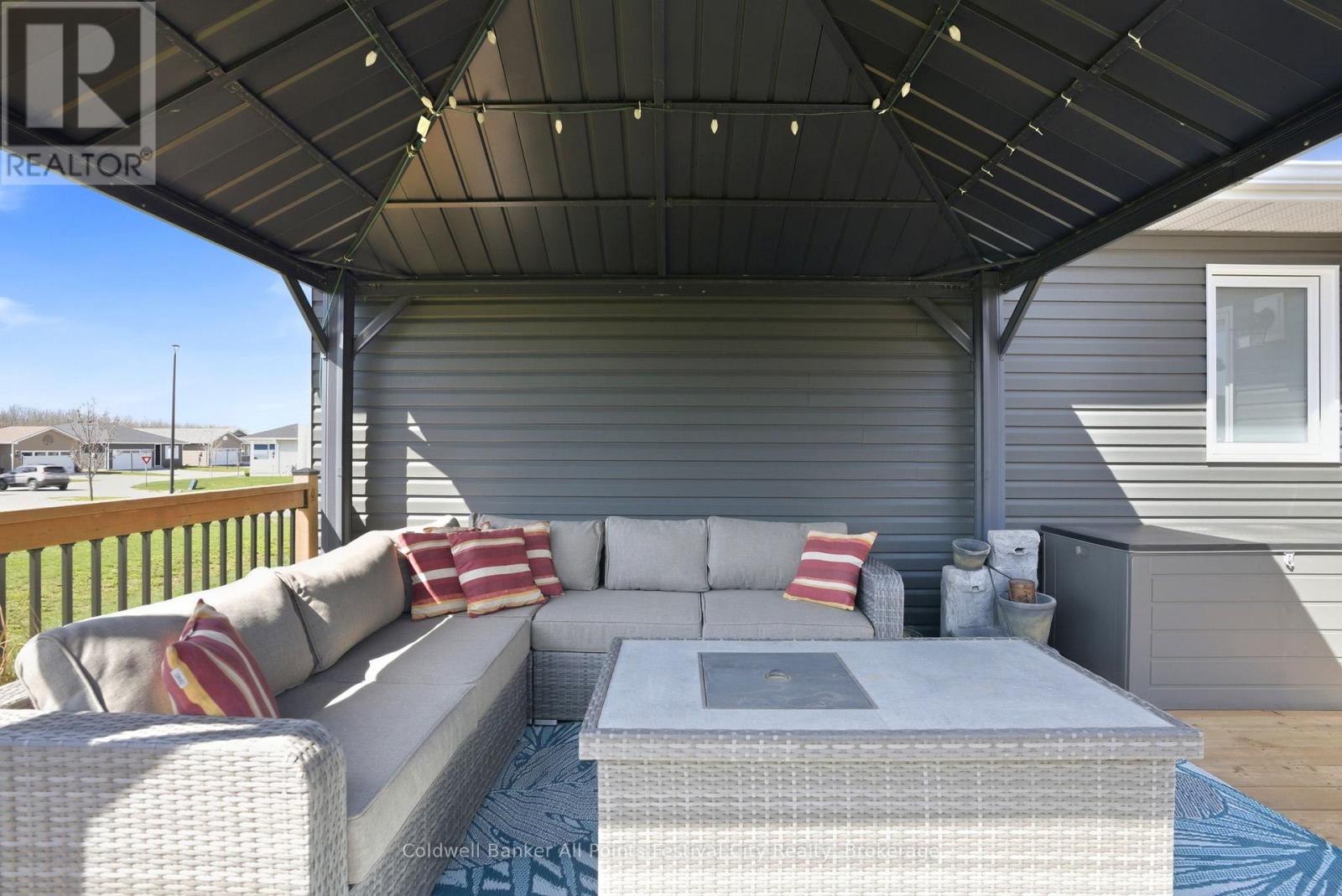 88 Lake Breeze Drive, Ashfield-Colborne-Wawanosh, Ontario  N7A 0B9 - Photo 34 - X13040214