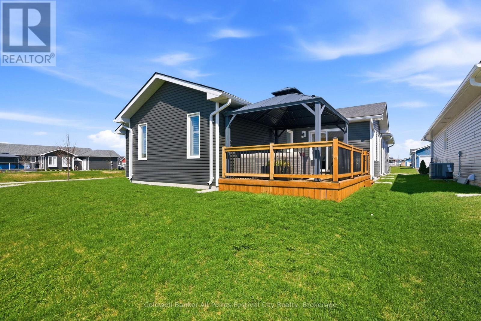 88 Lake Breeze Drive, Ashfield-Colborne-Wawanosh, Ontario  N7A 0B9 - Photo 36 - X13040214