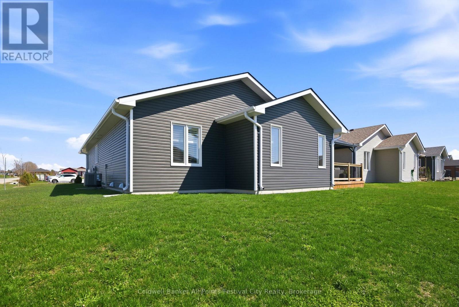 88 Lake Breeze Drive, Ashfield-Colborne-Wawanosh, Ontario  N7A 0B9 - Photo 37 - X13040214