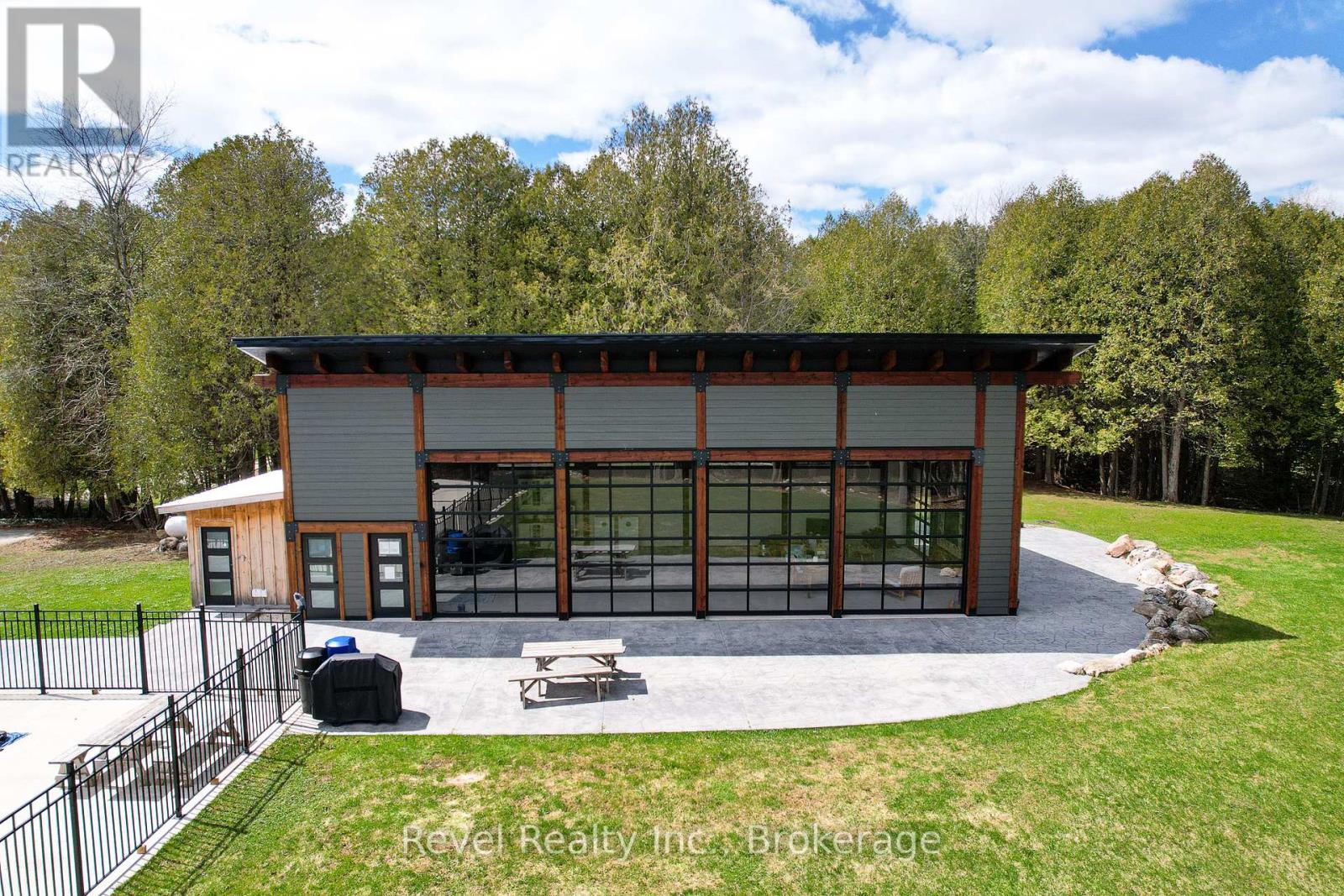 466615 12th B Concession, Grey Highlands, Ontario  N0C 1E0 - Photo 3 - X13040460