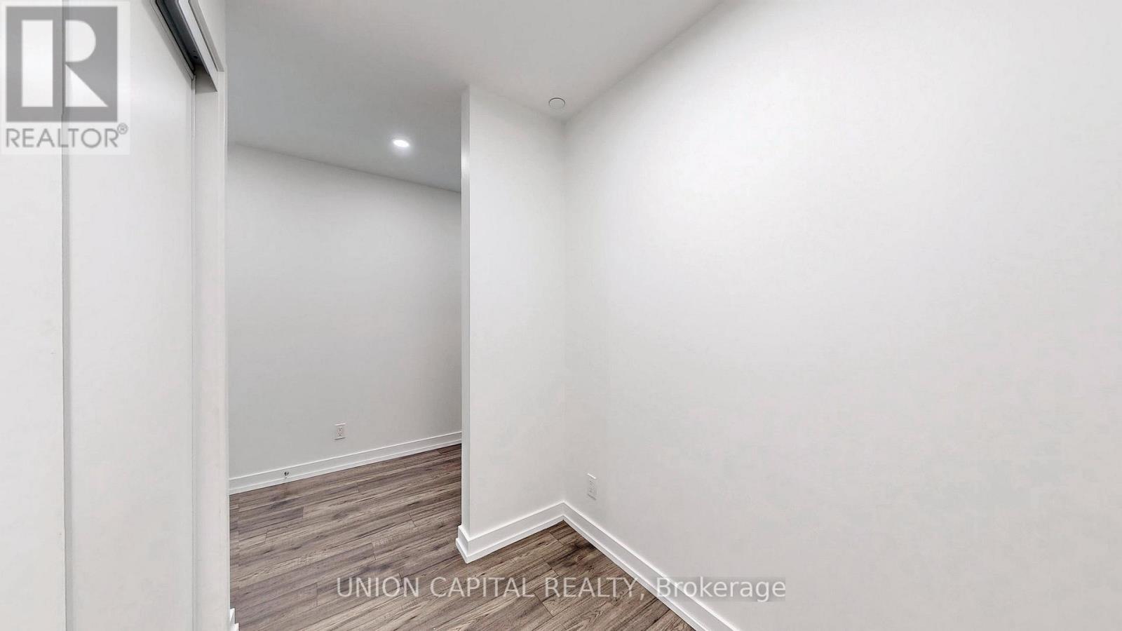 1013 - 33 Helendale Avenue, Toronto, Ontario  M4R 0A4 - Photo 11 - C13040188