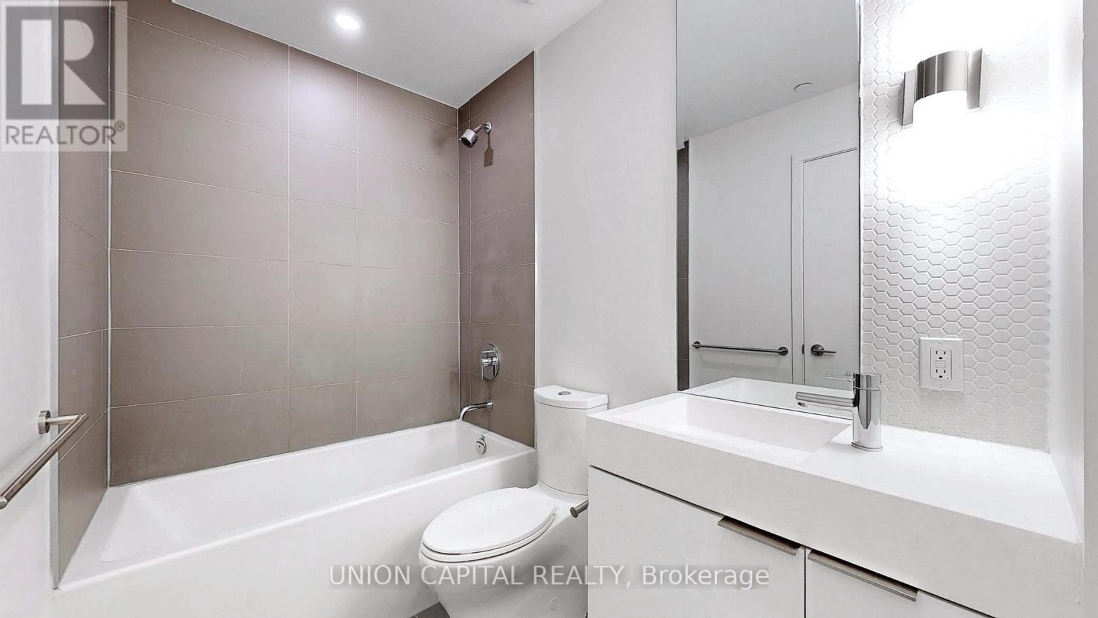 1013 - 33 Helendale Avenue, Toronto, Ontario  M4R 0A4 - Photo 7 - C13040188