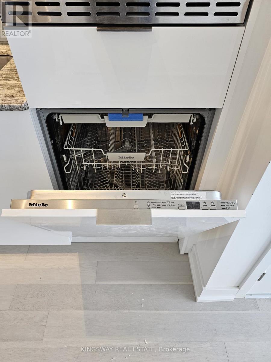 1507 - 50 O'neill Road, Toronto, Ontario  M3C 0R1 - Photo 16 - C13040258