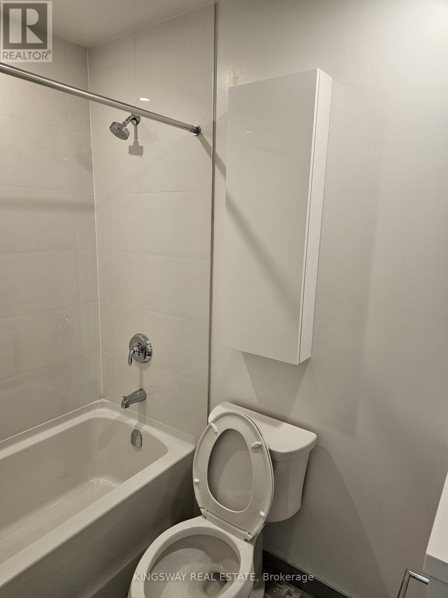 1507 - 50 O'neill Road, Toronto, Ontario  M3C 0R1 - Photo 17 - C13040258