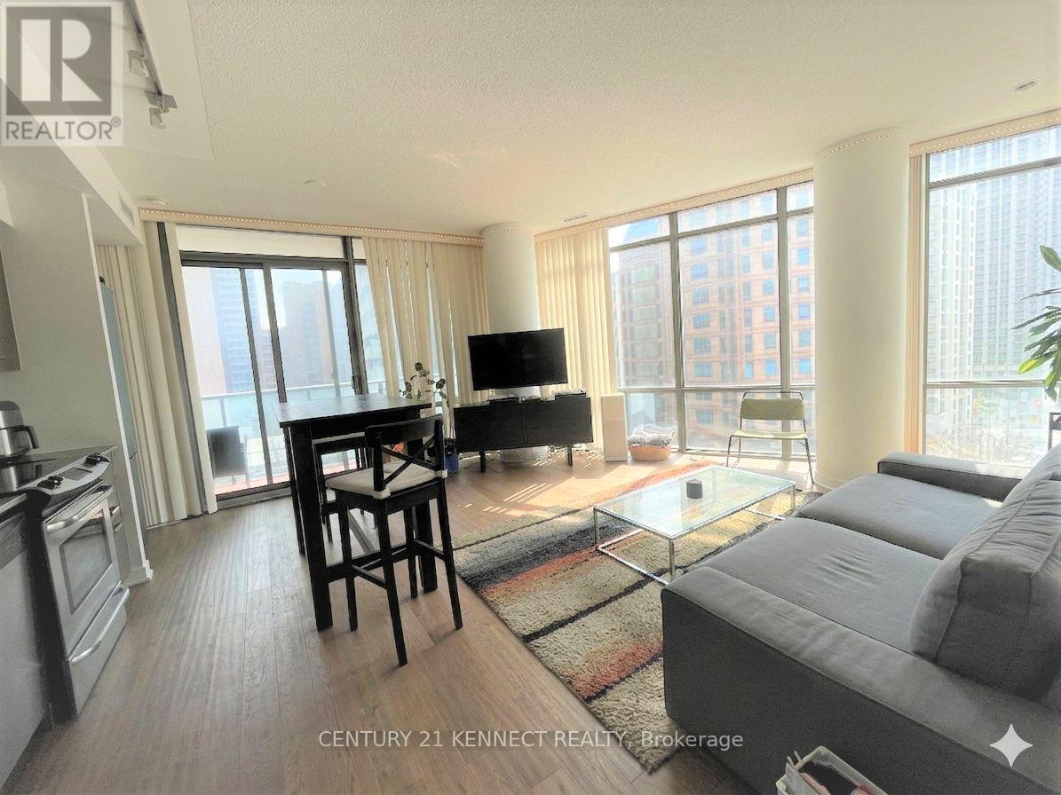 608 - 832 Bay Street, Toronto, Ontario  M5S 1Z6 - Photo 2 - C13040270