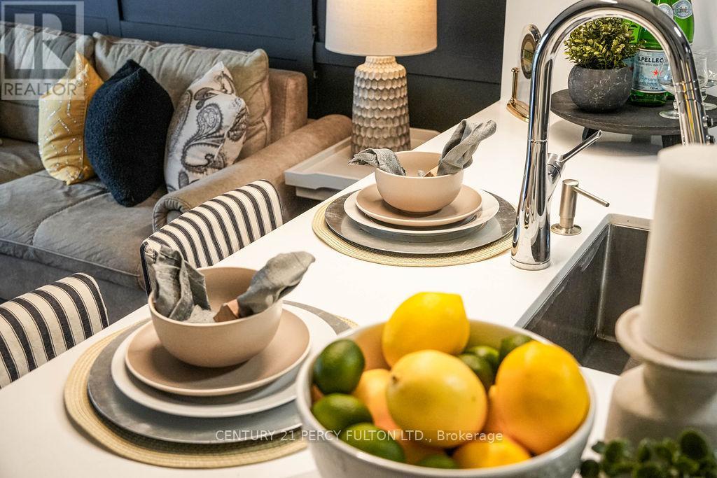 1201 - 725 King Street W, Toronto, Ontario  M5V 2W9 - Photo 10 - C13040382