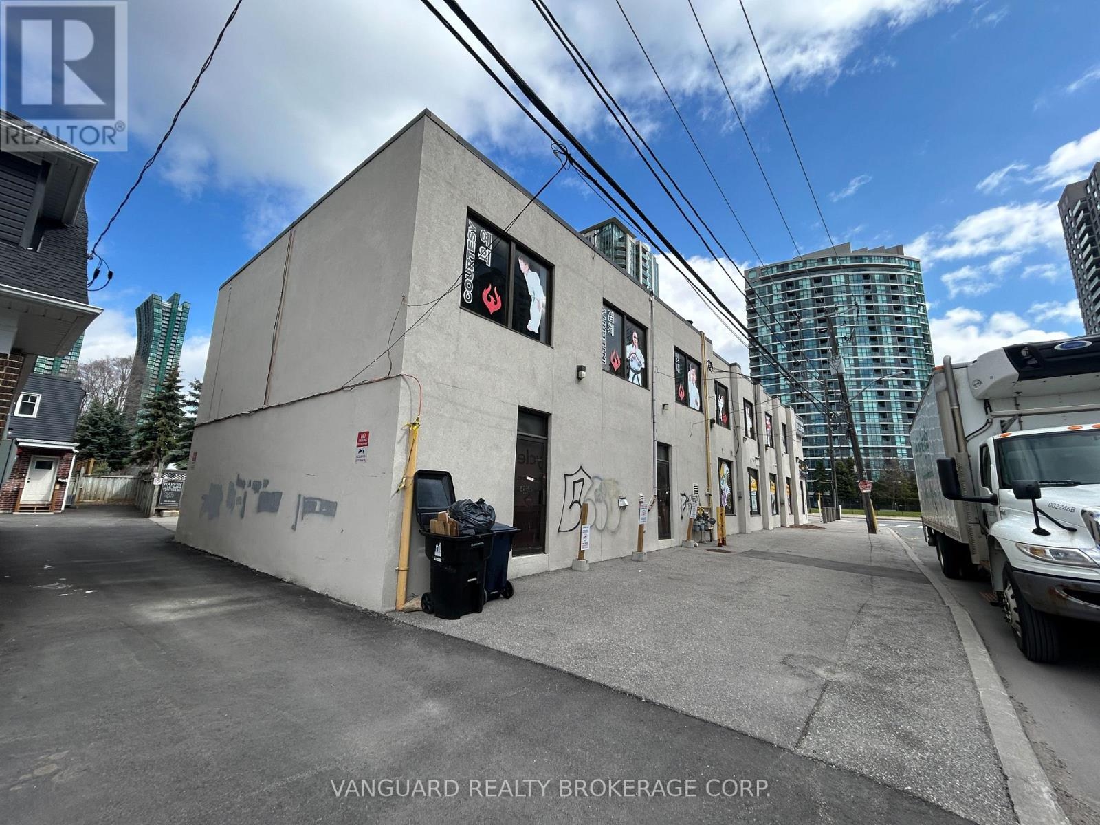 Suite 100 - 4578 Yonge Street, Toronto, Ontario  M2N 5L7 - Photo 1 - C13040392