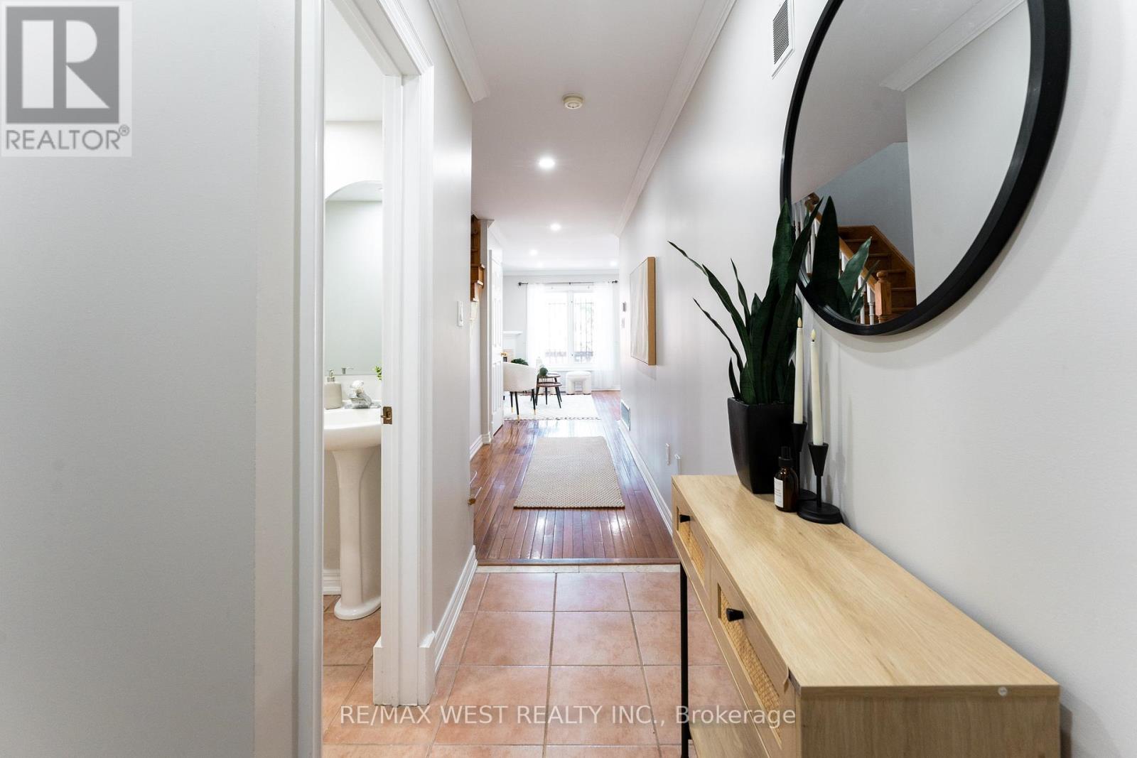 2 - 50 Markham Road, Toronto, Ontario  M1M 2Z4 - Photo 3 - E13040312