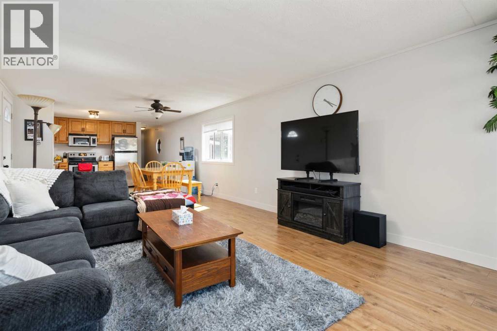 216 King Street, Bawlf, Alberta  T0B 0J0 - Photo 11 - A2303054