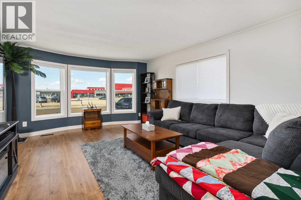 216 King Street, Bawlf, Alberta  T0B 0J0 - Photo 12 - A2303054