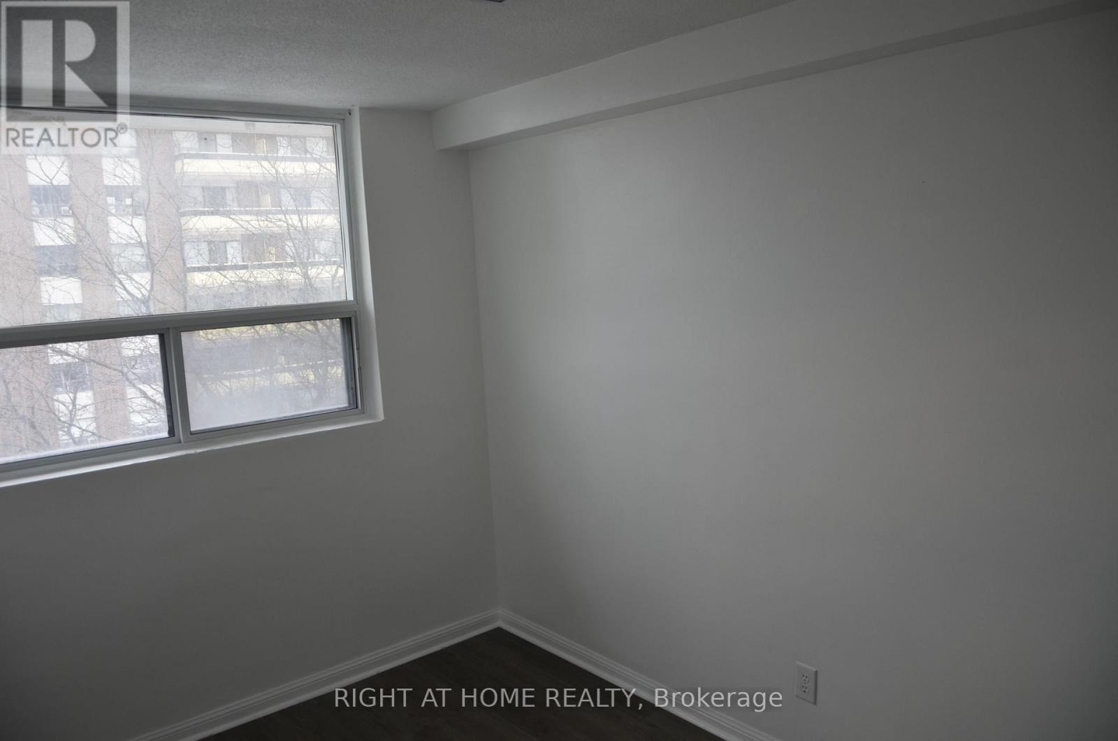 505 - 20 Gilder Drive, Toronto, Ontario  M1K 5E1 - Photo 4 - E13040210