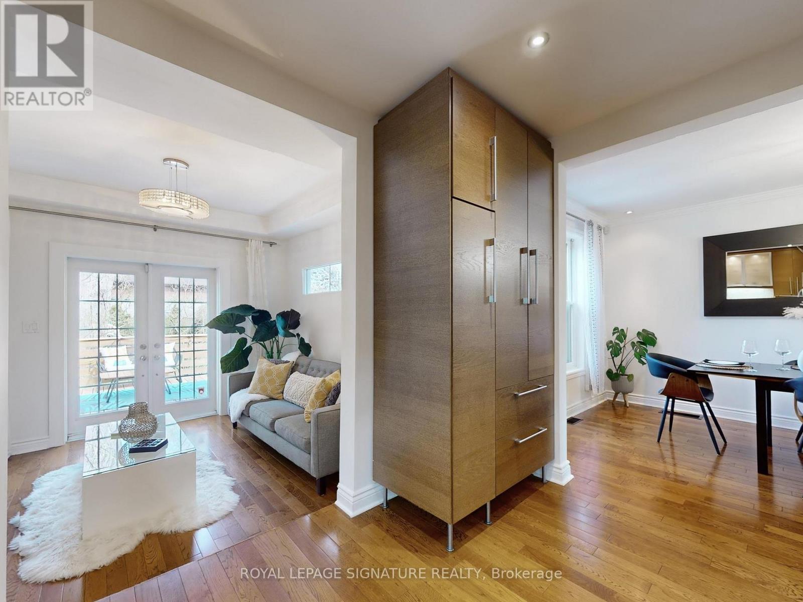 79 Meighen Avenue, Toronto, Ontario  M4B 2H4 - Photo 16 - E13039992