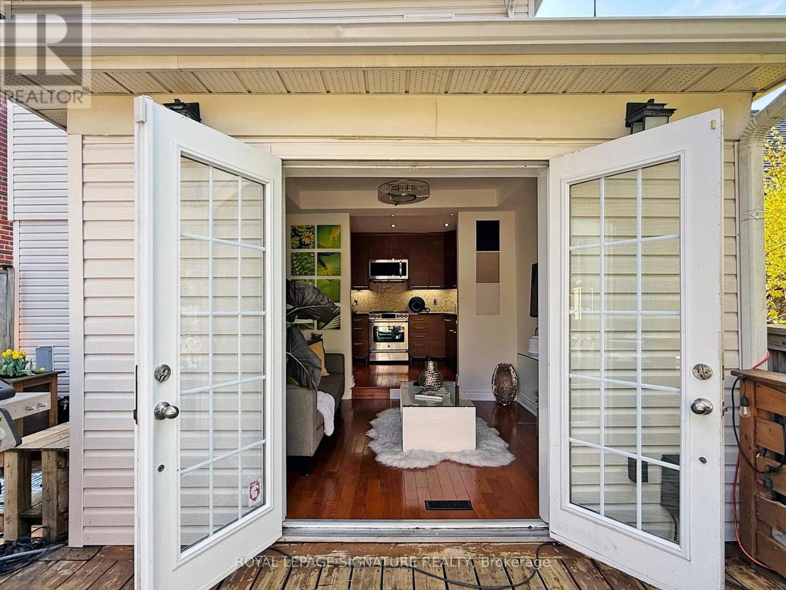 79 Meighen Avenue, Toronto, Ontario  M4B 2H4 - Photo 37 - E13039992