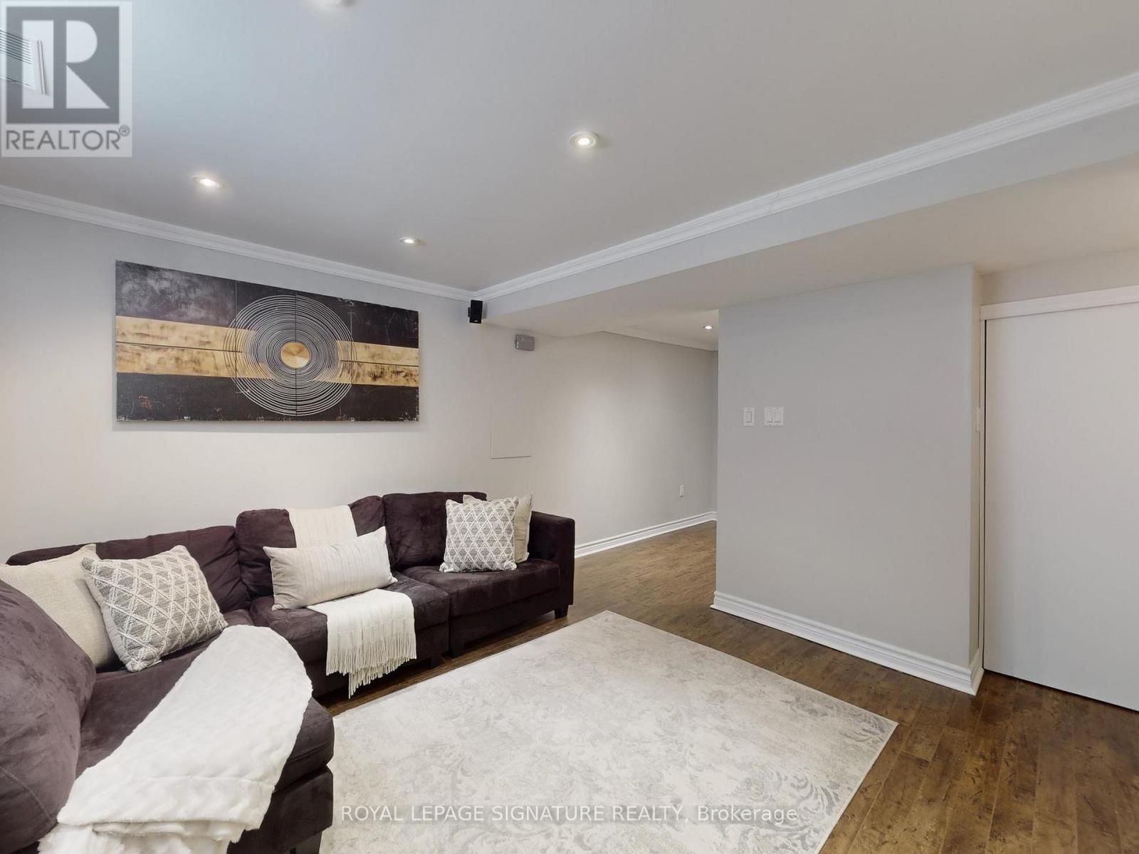 79 Meighen Avenue, Toronto, Ontario  M4B 2H4 - Photo 32 - E13039992