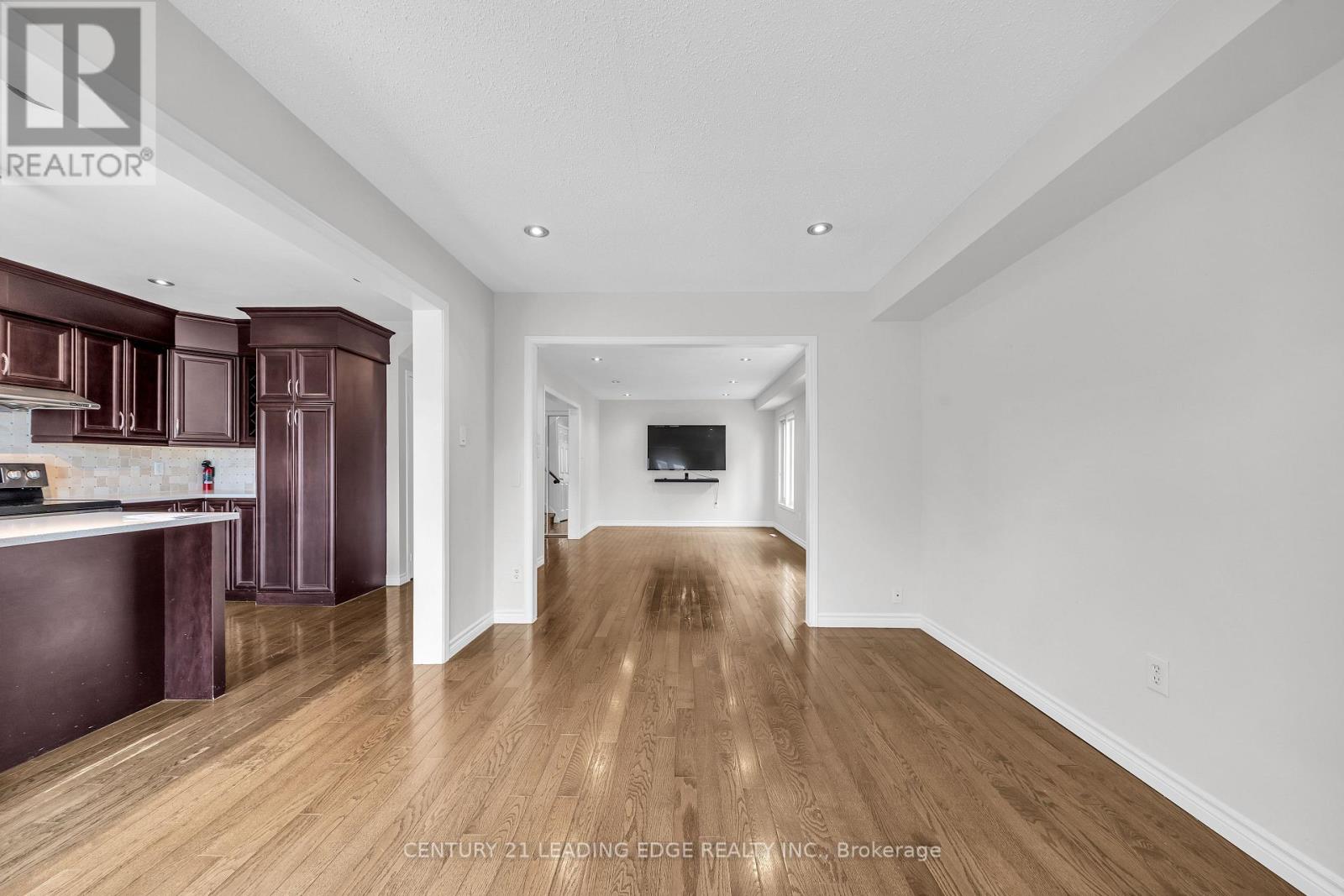 19 Connery Crescent, Markham, Ontario  L3S 4E5 - Photo 11 - N13040344