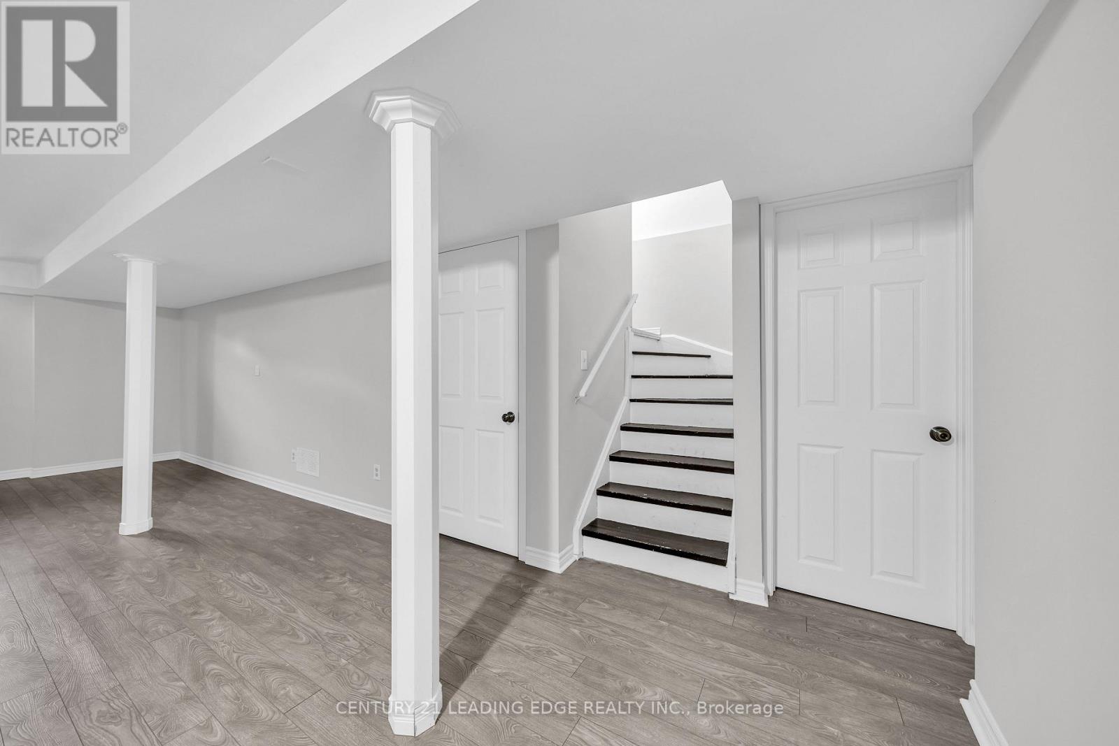 19 Connery Crescent, Markham, Ontario  L3S 4E5 - Photo 34 - N13040344