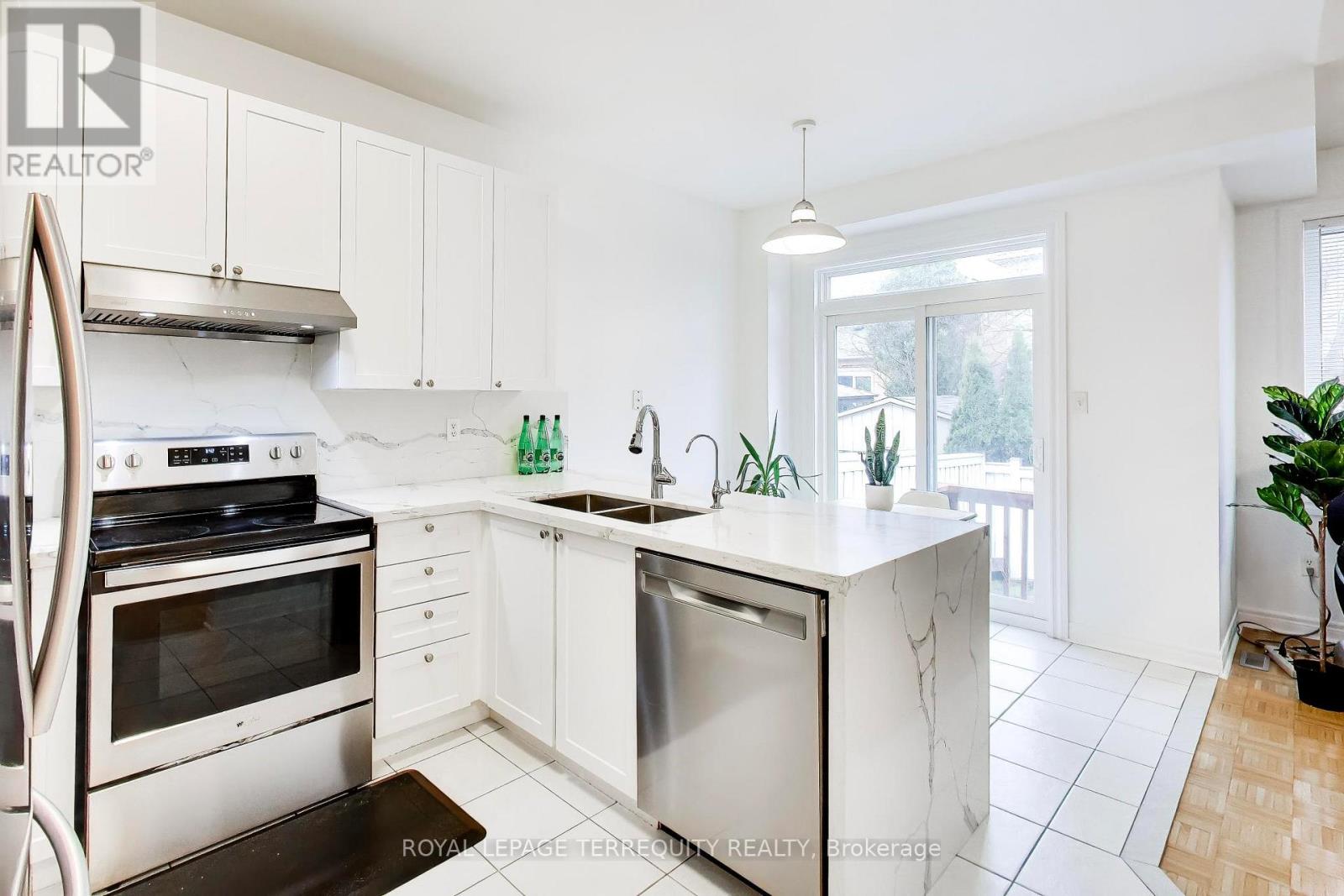 40 Teal Crescent, Vaughan, Ontario  L4H 2V5 - Photo 11 - N13040418