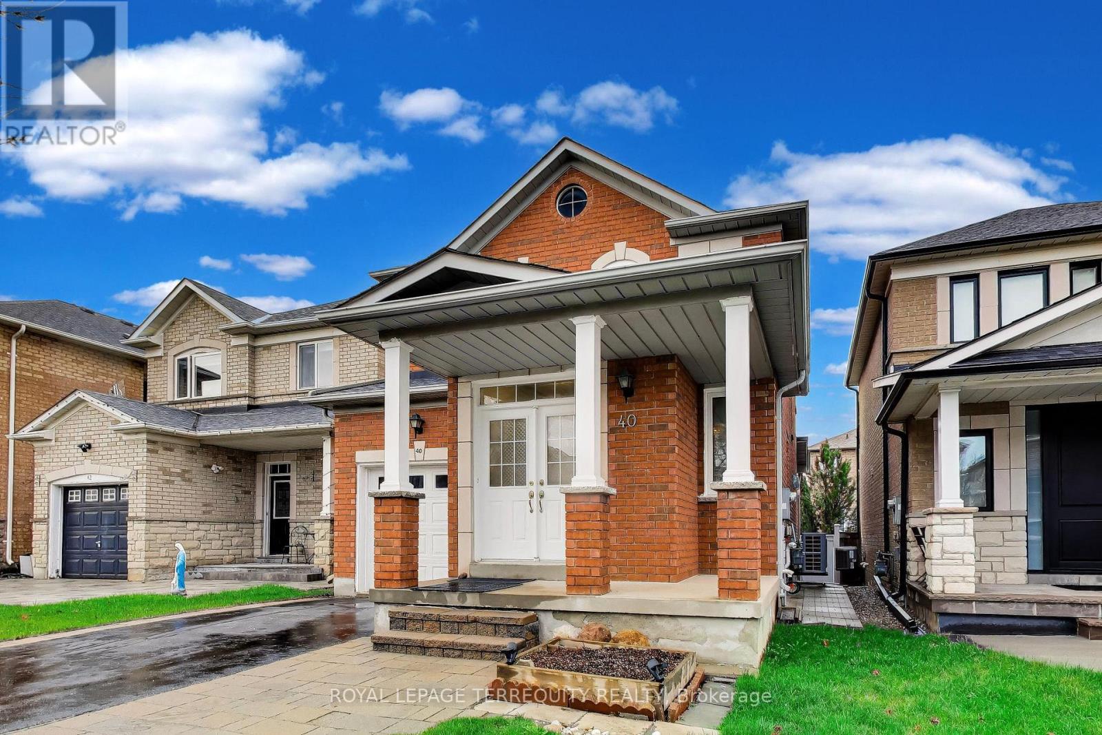 40 Teal Crescent, Vaughan, Ontario  L4H 2V5 - Photo 3 - N13040418