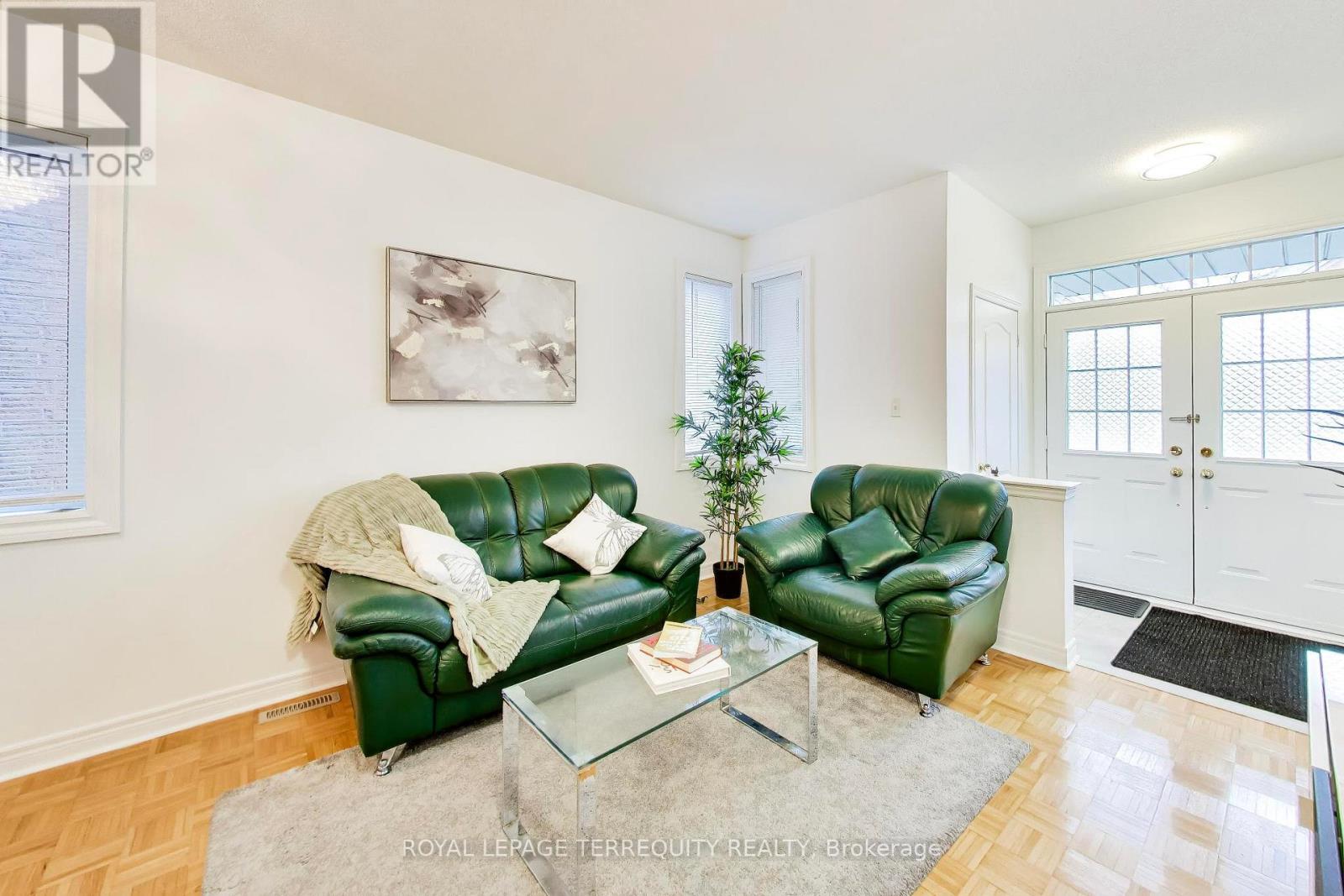 40 Teal Crescent, Vaughan, Ontario  L4H 2V5 - Photo 7 - N13040418