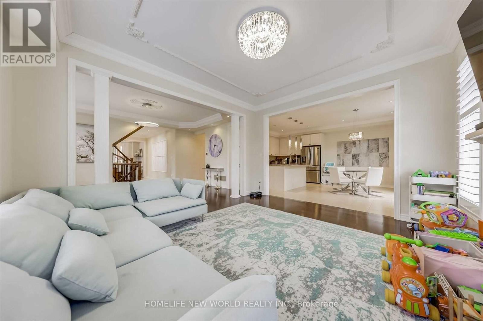 48 Roy Harper Avenue, Aurora, Ontario  L4G 0V4 - Photo 11 - N13040446