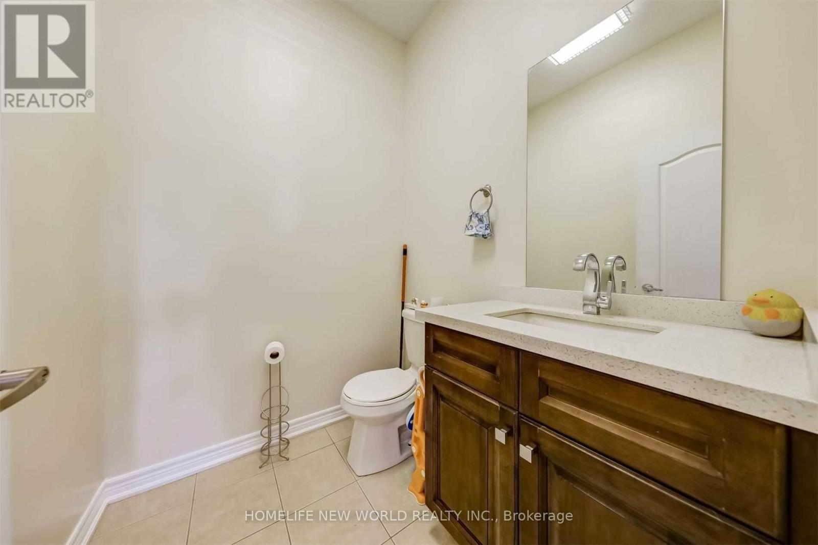 48 Roy Harper Avenue, Aurora, Ontario  L4G 0V4 - Photo 15 - N13040446