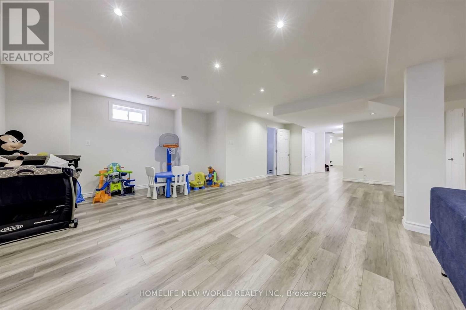 48 Roy Harper Avenue, Aurora, Ontario  L4G 0V4 - Photo 26 - N13040446