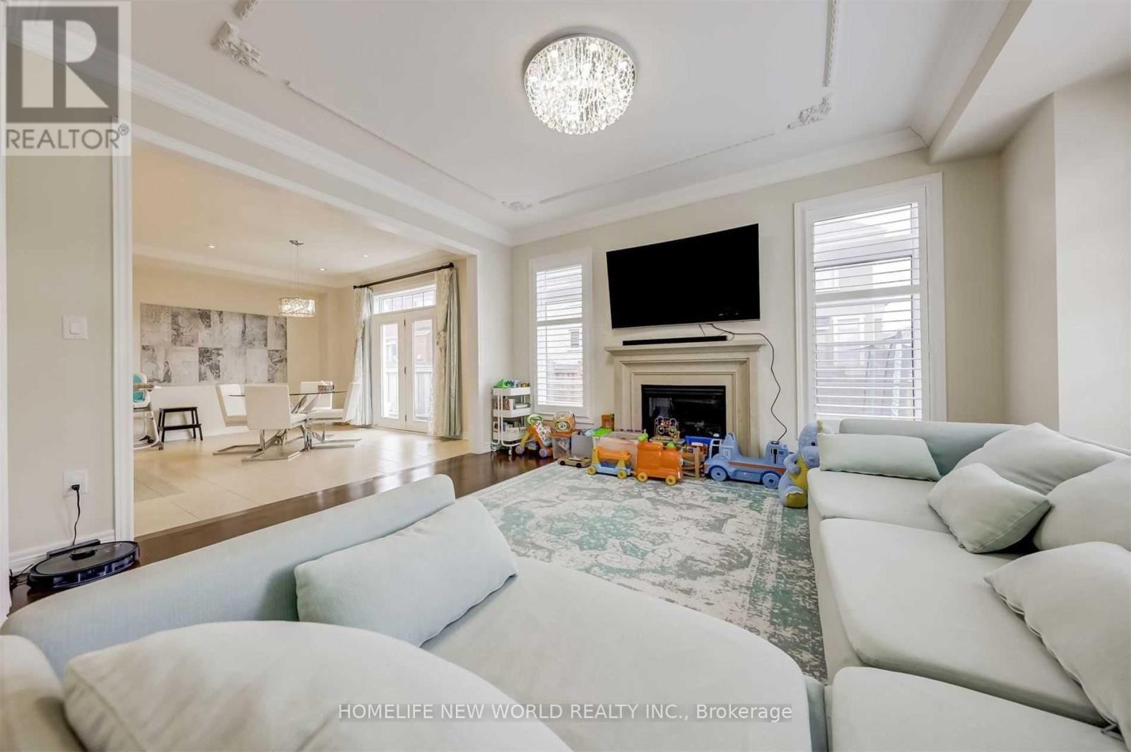 48 Roy Harper Avenue, Aurora, Ontario  L4G 0V4 - Photo 9 - N13040446