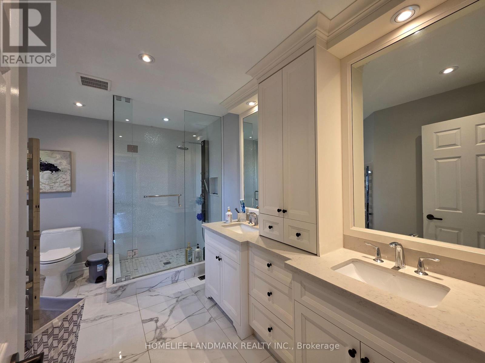 48 Fanshawe Drive, Richmond Hill, Ontario  L4B 1P5 - Photo 11 - N13040464