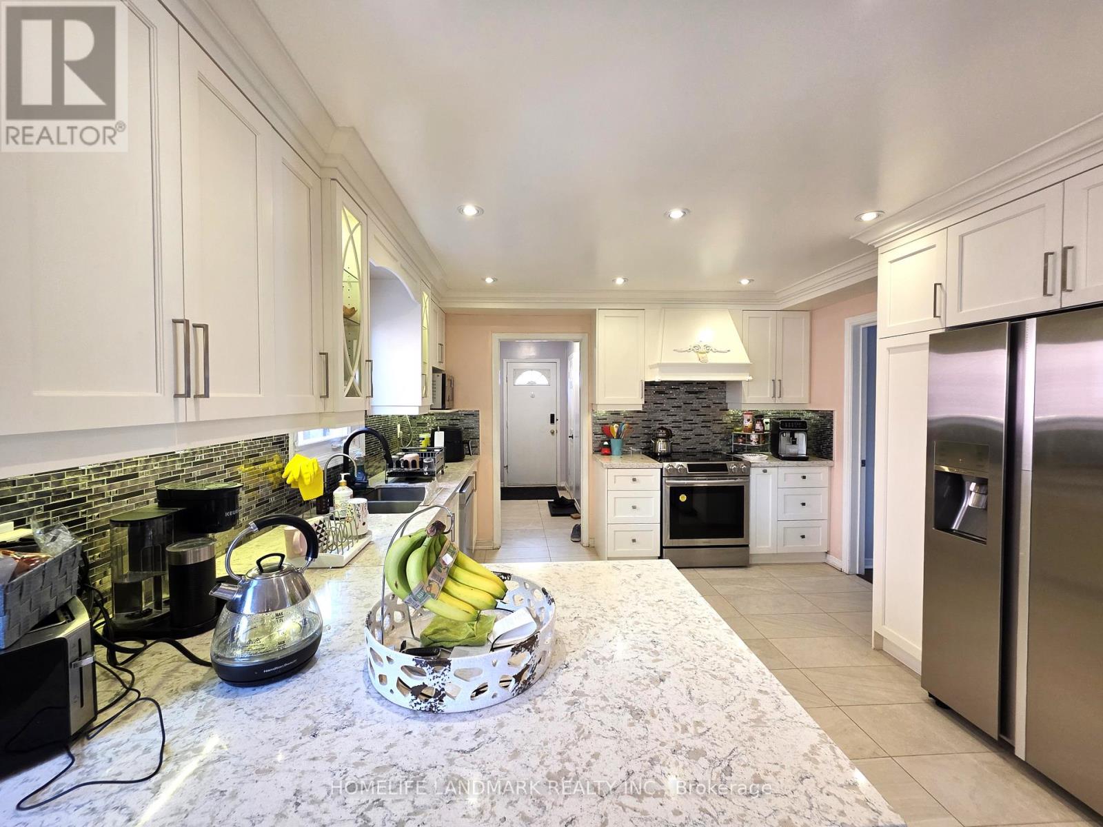 48 Fanshawe Drive, Richmond Hill, Ontario  L4B 1P5 - Photo 7 - N13040464