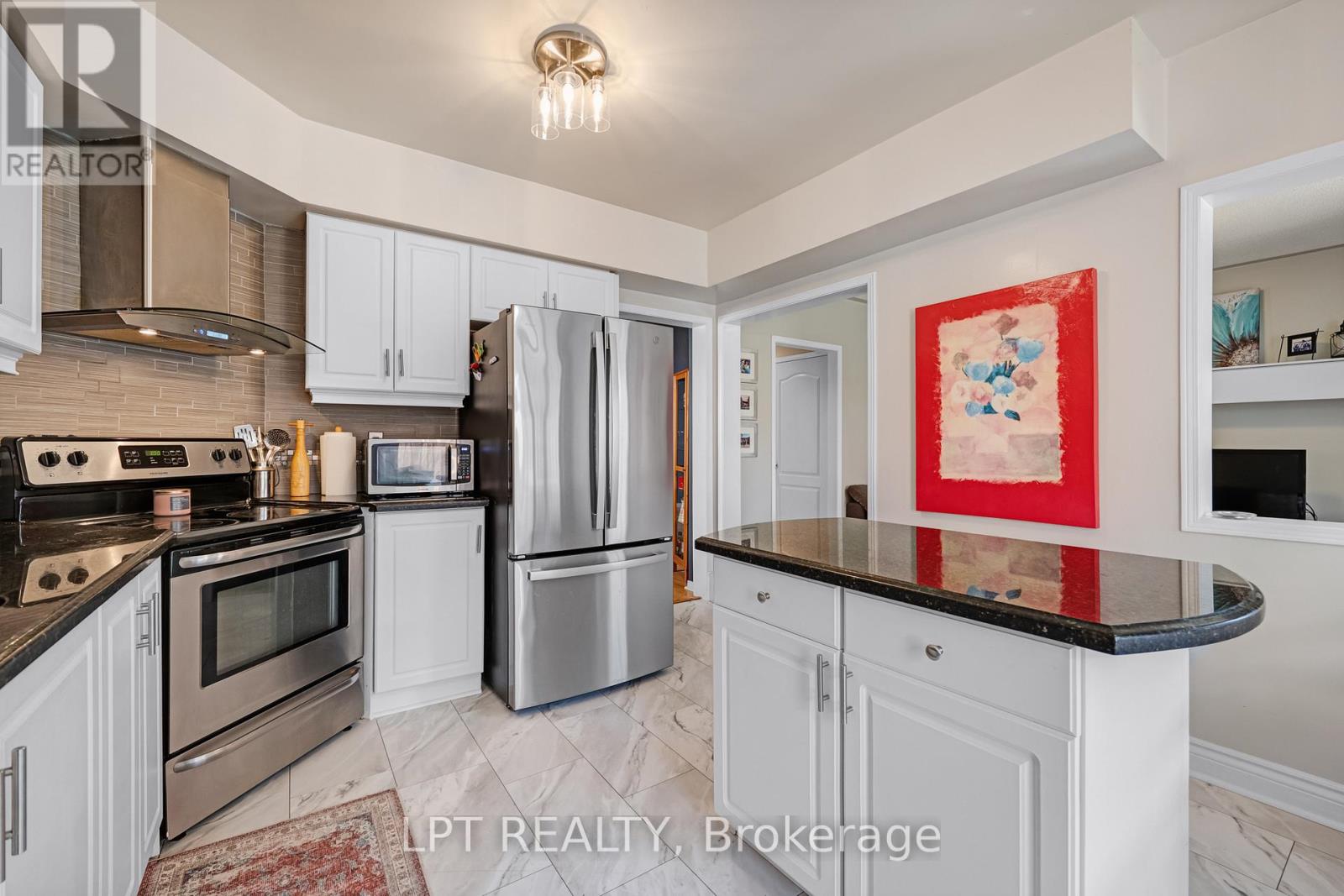 249 Rushbrook Drive, Newmarket, Ontario  L3X 2E3 - Photo 10 - N13035488