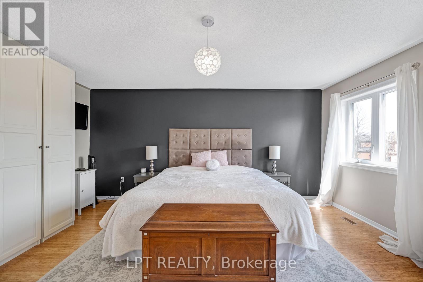 249 Rushbrook Drive, Newmarket, Ontario  L3X 2E3 - Photo 19 - N13035488