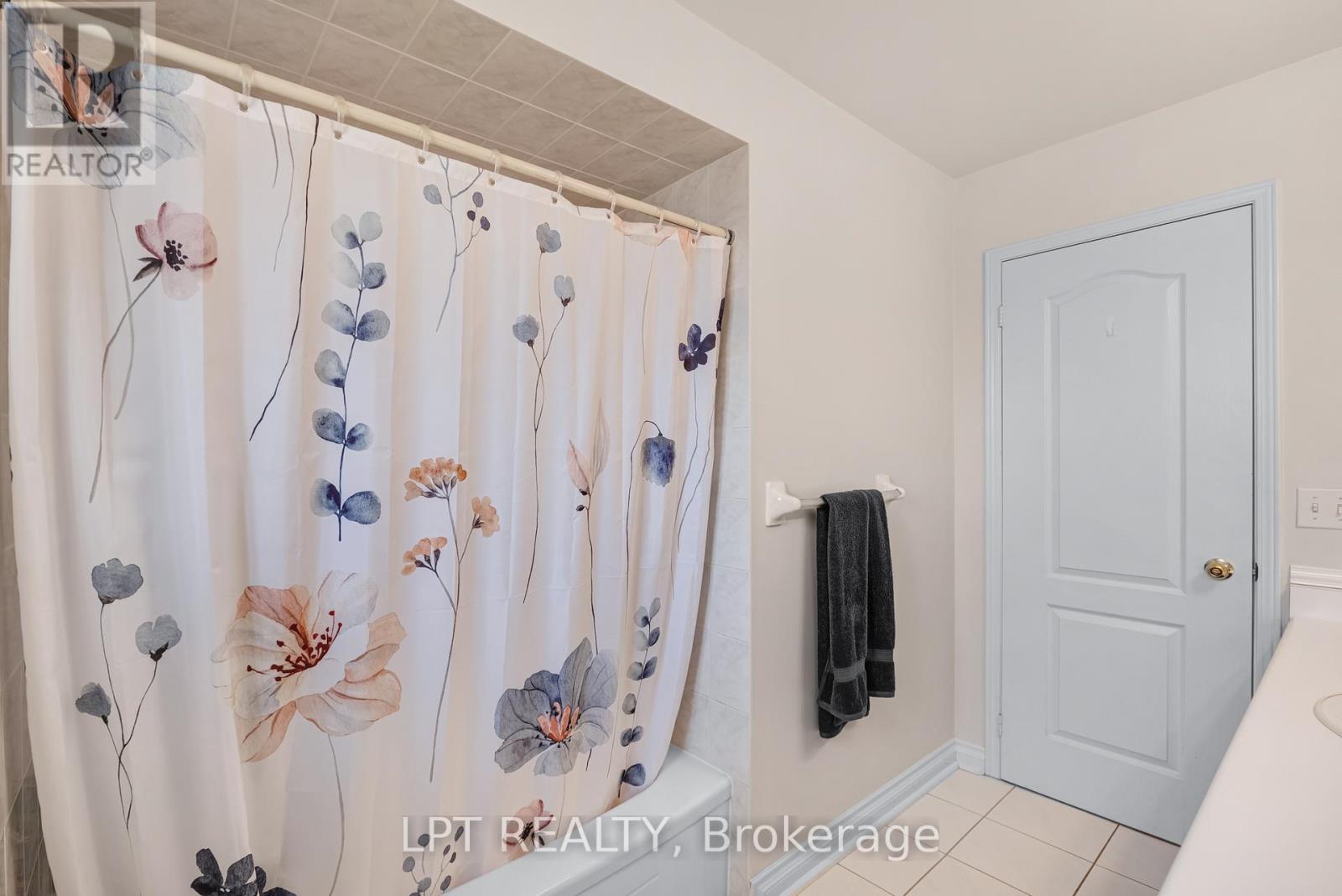 249 Rushbrook Drive, Newmarket, Ontario  L3X 2E3 - Photo 25 - N13035488