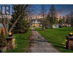 8 LAKESHORE ROAD E, Oro-Medonte, Ontario