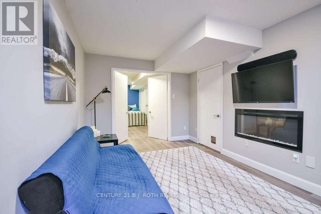 92 Cunningham Drive, Barrie (Ardagh), Ontario  L4N 8L5 - Photo 26 - S13040474