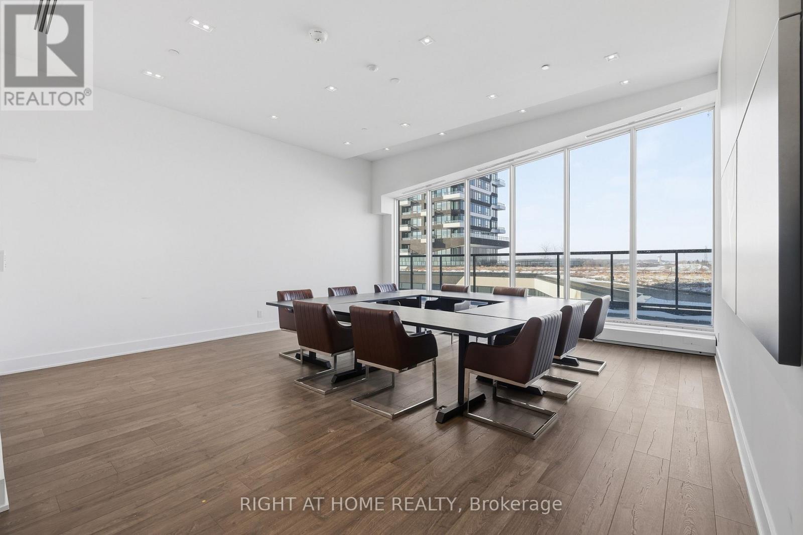 2407 - 297 Oak Walk Drive, Oakville, Ontario  L6H 3R6 - Photo 23 - W13029996