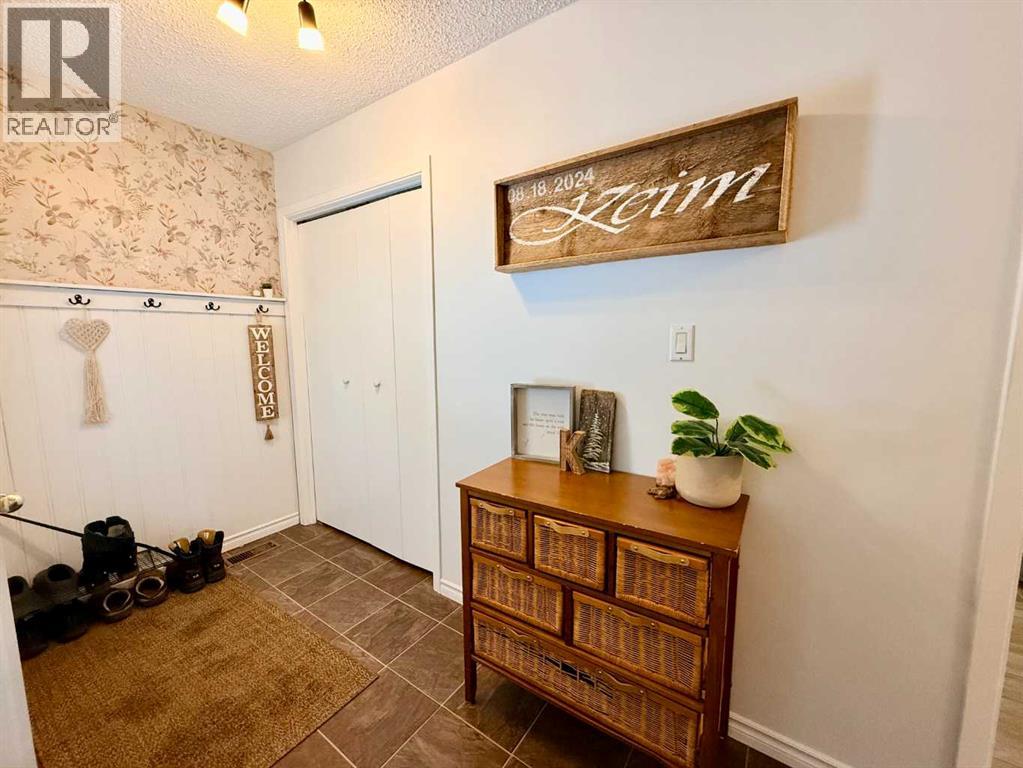 1621 4 Avenue, Wainwright, Alberta  T9W 1J3 - Photo 11 - A2291485