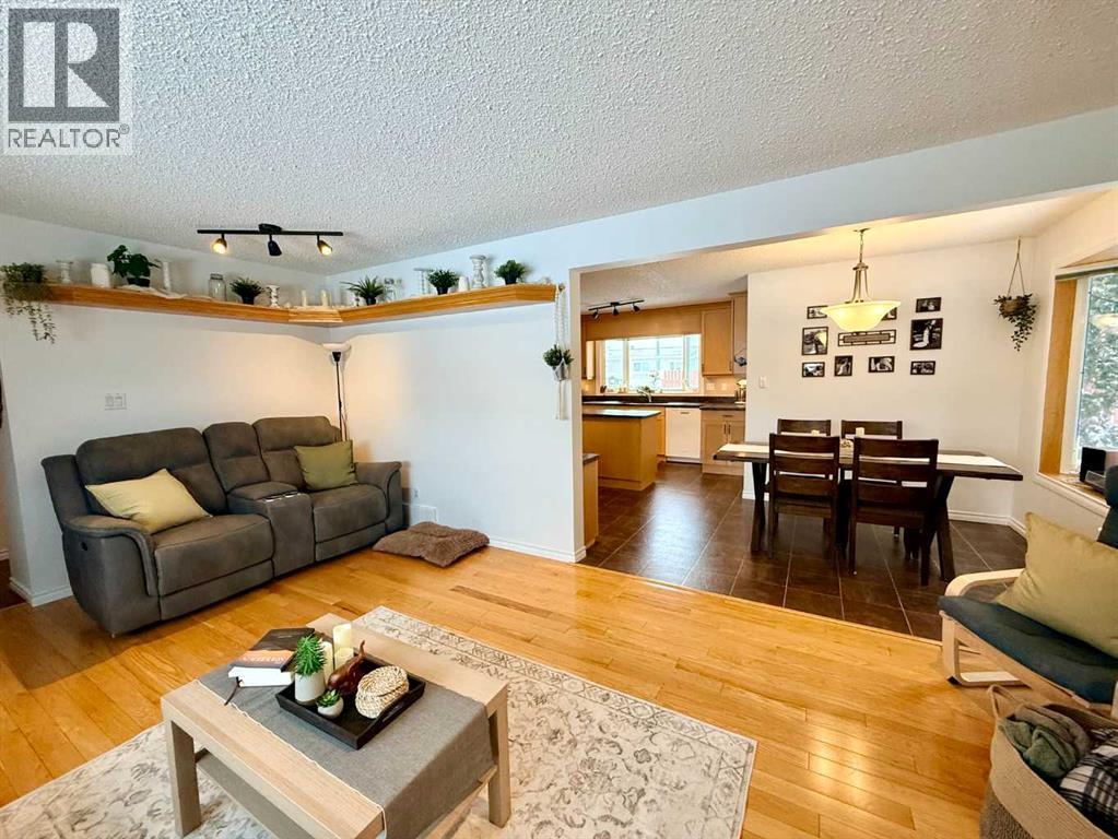 1621 4 Avenue, Wainwright, Alberta  T9W 1J3 - Photo 8 - A2291485