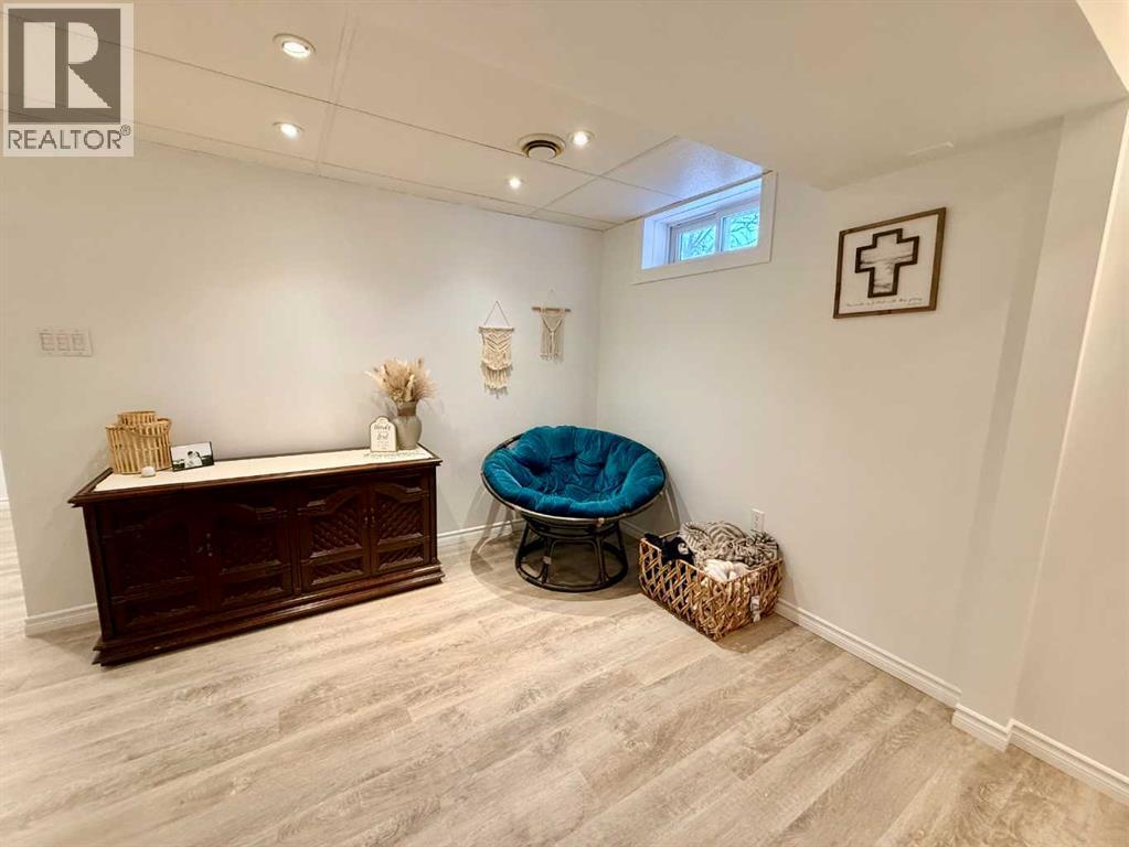 1621 4 Avenue, Wainwright, Alberta  T9W 1J3 - Photo 39 - A2291485