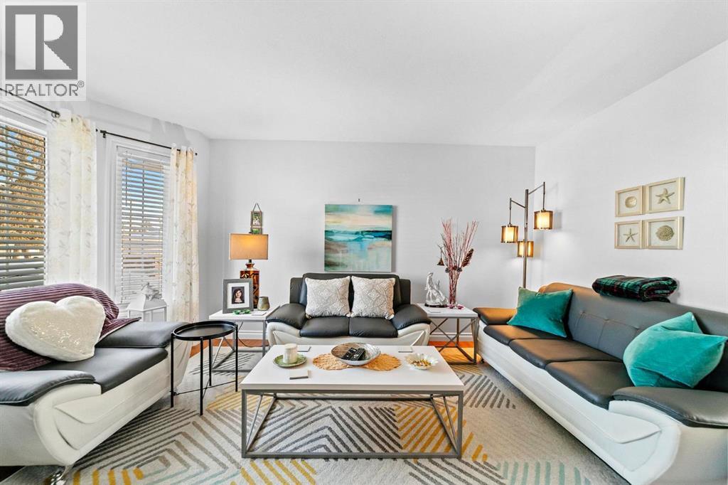 105, 5015 56 Street, Camrose, Alberta  T4V 2C8 - Photo 6 - A2293767