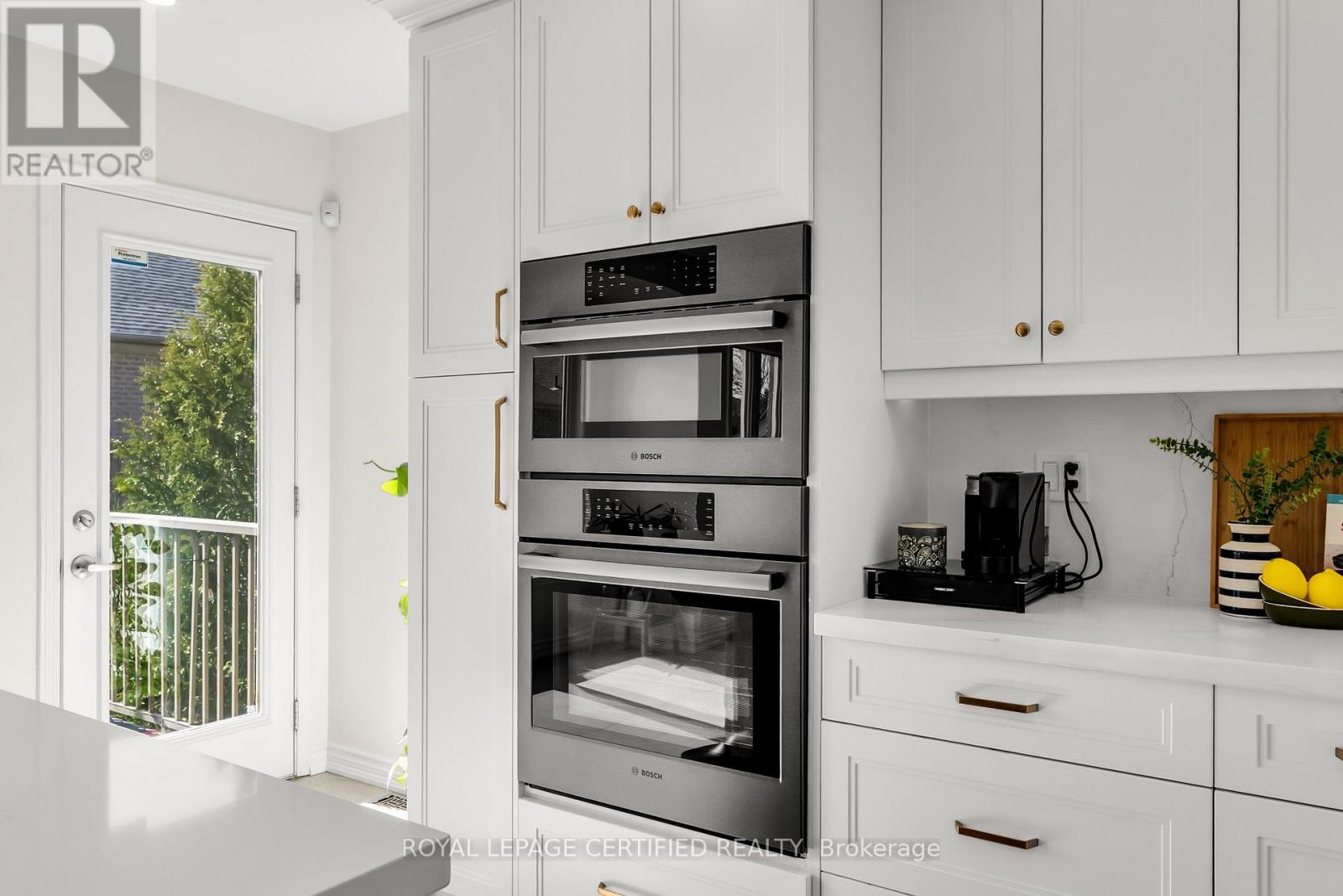 31 Peer Court, Hamilton, Ontario  L9K 0C5 - Photo 14 - X13035064