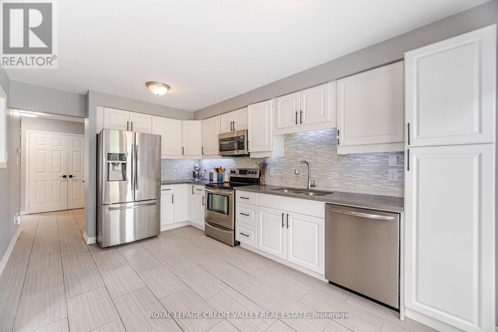 56 Valonia Drive, Brampton, Ontario  L6V 4K1 - Photo 14 - W13040220