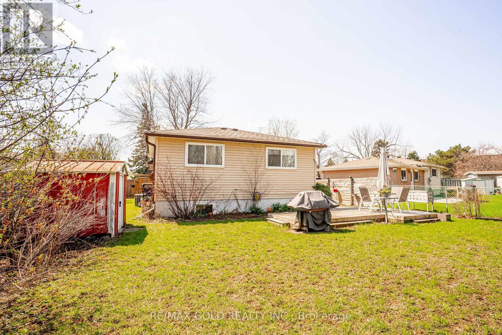 6 Eldon Court, Brampton, Ontario  L6T 2B9 - Photo 38 - W13040274